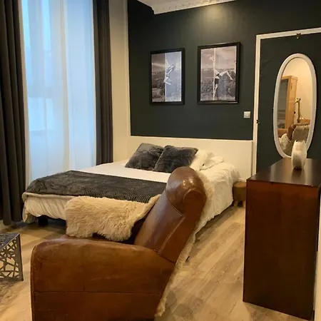 La Cle Des Plaisirs Apartment *